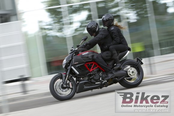 Ducati Diavel Carbon