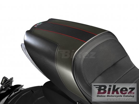 Ducati Diavel Carbon