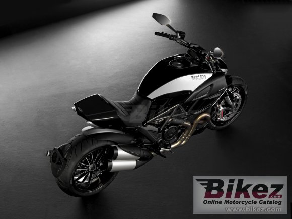 Ducati Diavel Cromo