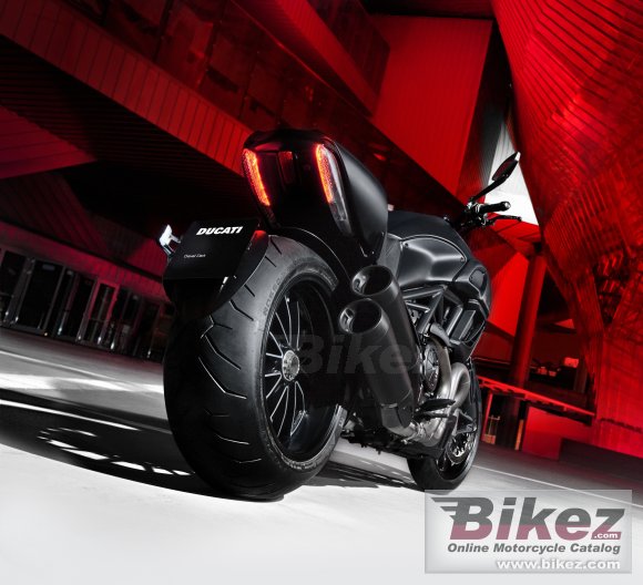 Ducati Diavel Dark