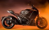 Ducati_Diavel_Diesel_2017