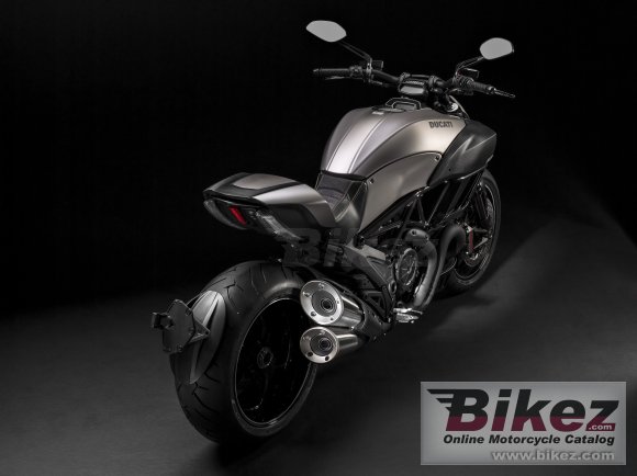 Ducati Diavel Titanium