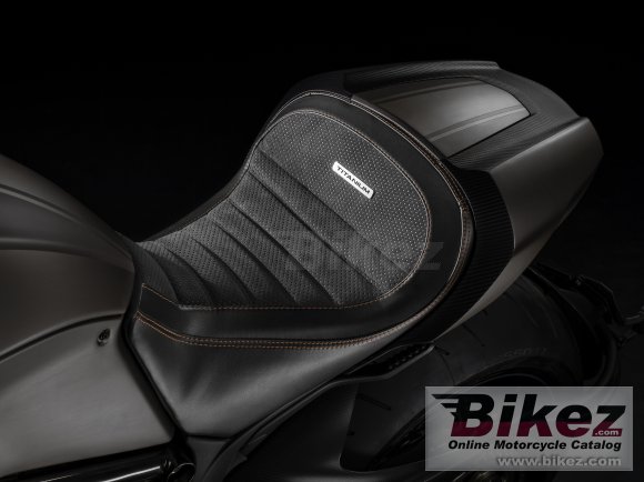 Ducati Diavel Titanium