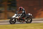 Ducati_Hypermotard_1100_2009