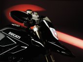 Ducati_Hypermotard_1100_S_2008