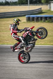Ducati_Hypermotard_950_RVE_2023