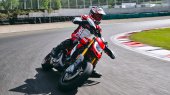 Ducati_Hypermotard_950_SP_2025