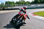 Ducati_Hypermotard_950_SP_2023
