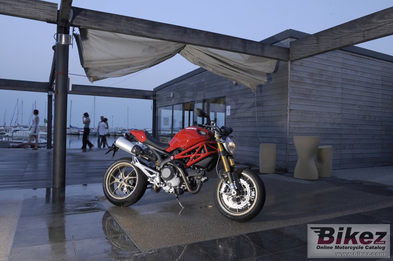 Ducati Monster 1100S