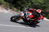 Ducati_Monster_1100S_2009