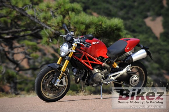 Ducati Monster 1100S