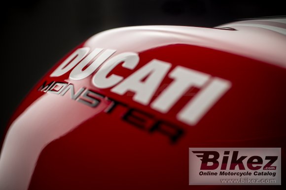 Ducati Monster 1200 R