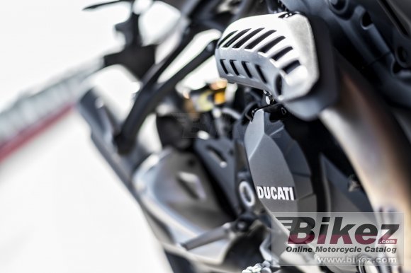 Ducati Monster 1200 R