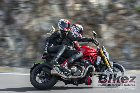 Ducati Monster 1200 S