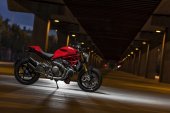 Ducati_Monster_1200_S_2014