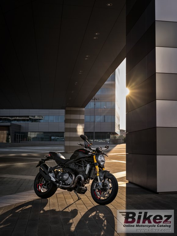 Ducati Monster 1200 S