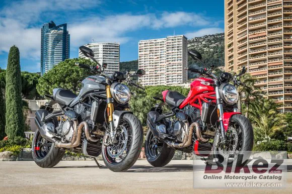 Ducati Monster 1200 S