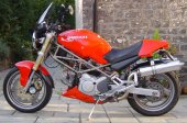 Ducati_Monster_600_1995