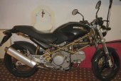 Ducati_Monster_600_Dark_2002