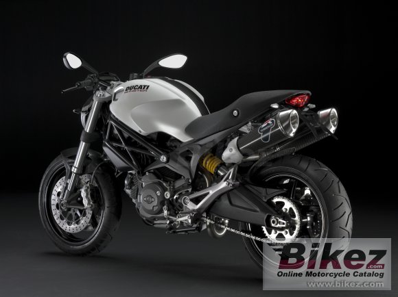 Ducati Monster 696