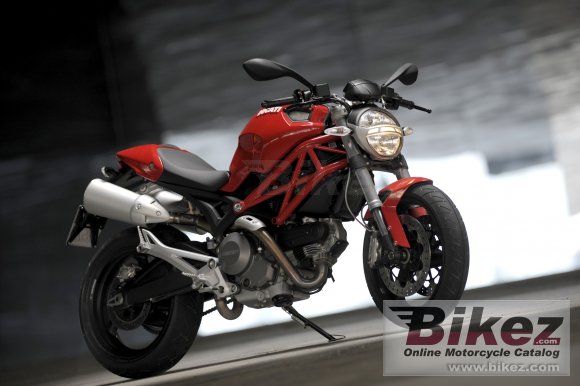 Ducati Monster 696