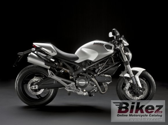 Ducati Monster 696