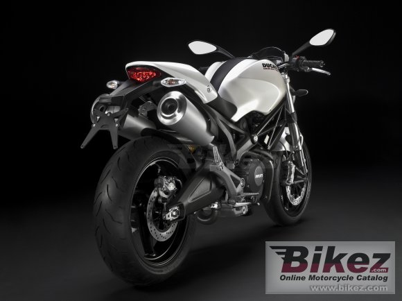 Ducati Monster 696