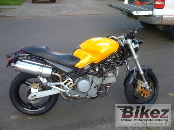 Ducati Monster 750