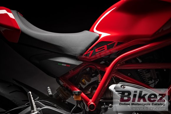 Ducati Monster 797 Plus