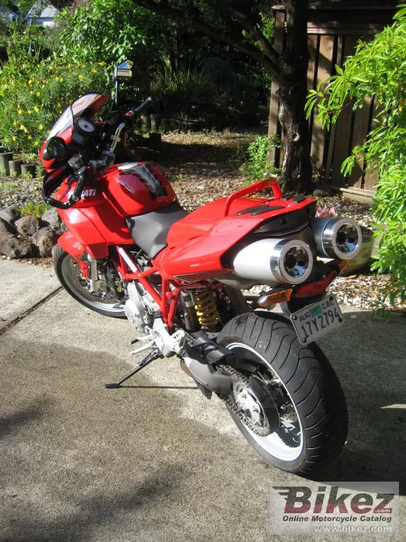 Ducati Multistrada 1000 DS