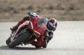 Ducati_Panigale_V2_2025