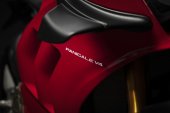 Ducati_Panigale_V4_S_2020