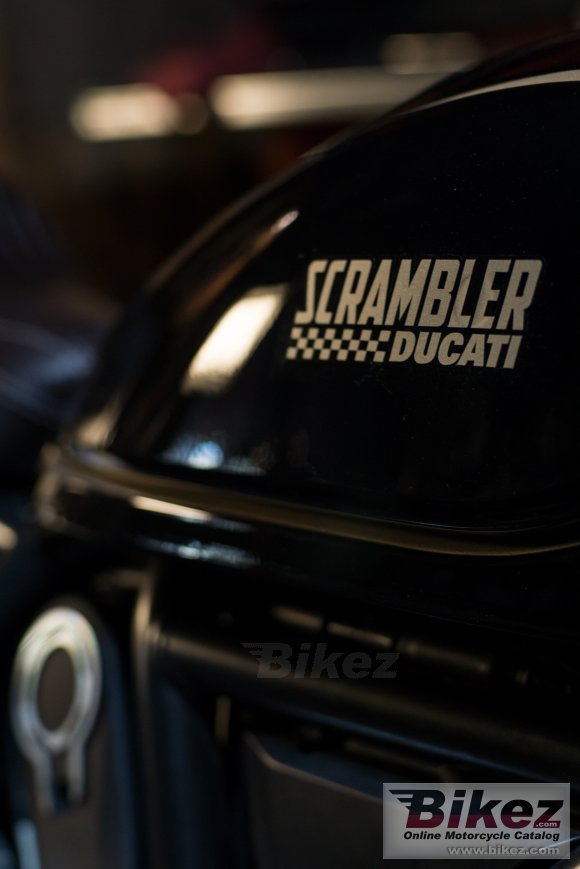 Ducati Scrambler Cafe Racer