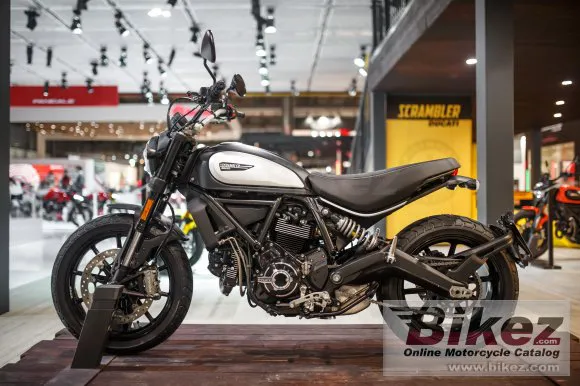 Ducati Scrambler Icon Dark