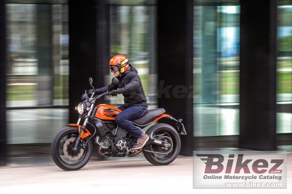 Ducati Scrambler Sixty2