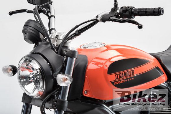 Ducati Scrambler Sixty2