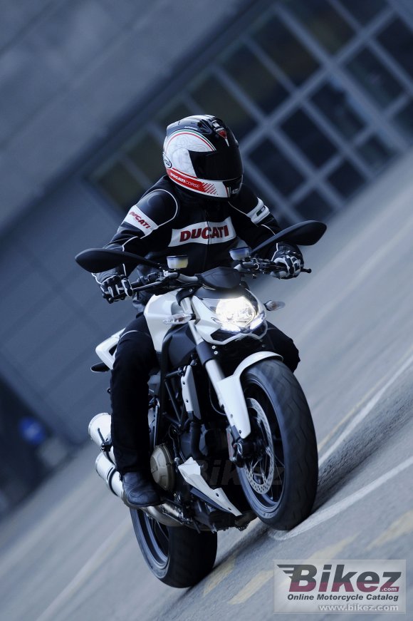 Ducati Streetfighter