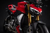 Ducati Streetfighter V2