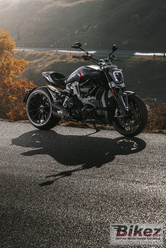 Ducati XDiavel Black Star