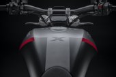 Ducati_XDiavel_Black_Star_2021