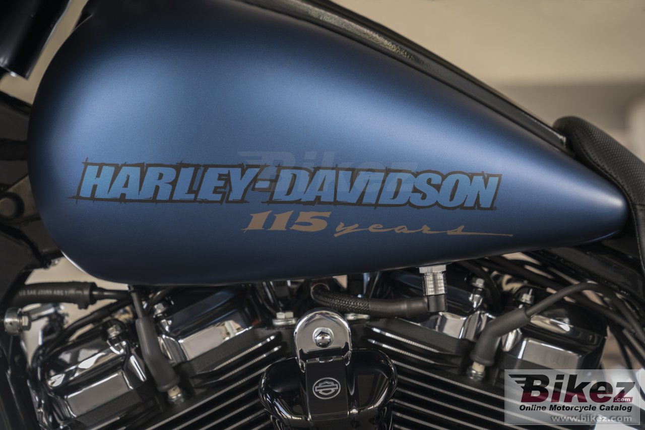 Harley-Davidson 115th Anniversary Street Glide Special