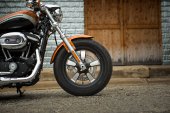 Harley-Davidson_1200_Custom_Limited_Edition_A_2016