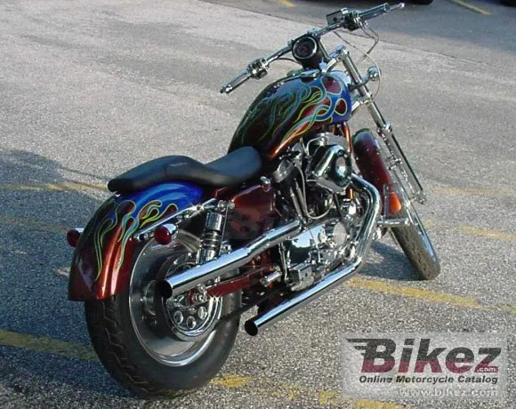 Harley-Davidson 883 Sportster Hugger