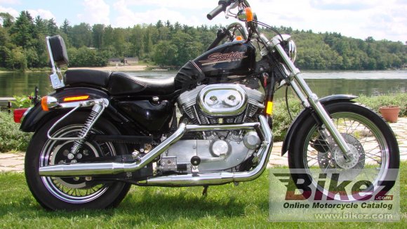 Harley-Davidson 883 Sportster Standard