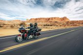 Harley-Davidson_CVO_Road_Glide_Limited_2023