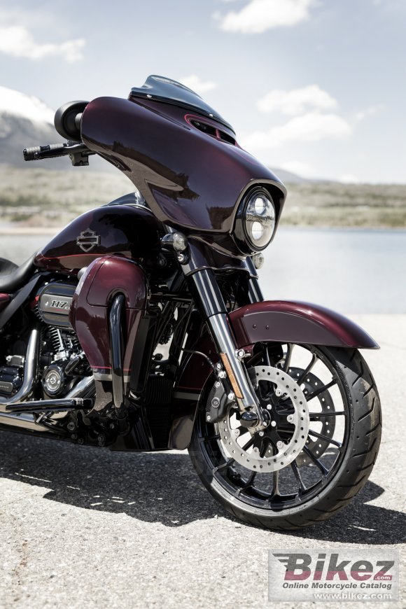 Harley-Davidson CVO Street Glide