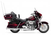 Harley-Davidson_CVO_Ultra_Classic_Electra_Glide_2013