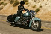 Harley-Davidson_FLHRS_Road_King_Custom_2007