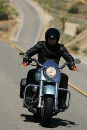 Harley-Davidson_FLHRS_Road_King_Custom_2007