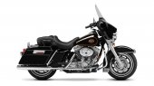 Harley-Davidson_FLHT_Electra_Glide_Standard_2002